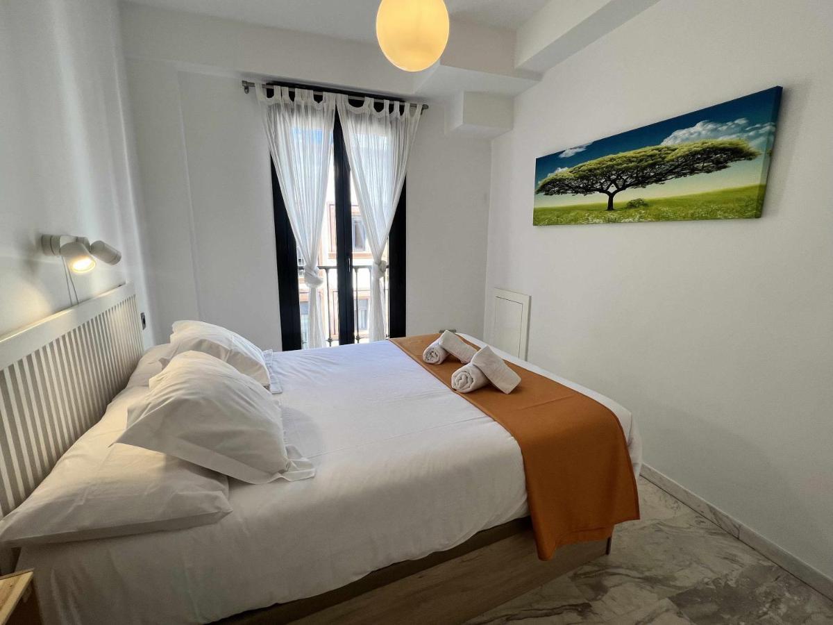 Ferienwohnung Atico San Bernardo Terraza Y Parking Incluido Sevilla Exterior foto
